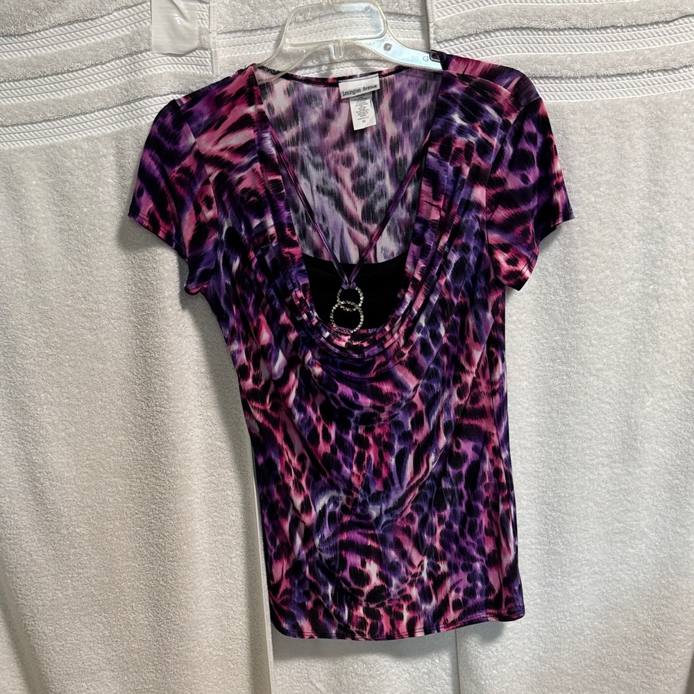 Lexington Avenue Leopard Print Blouse T4